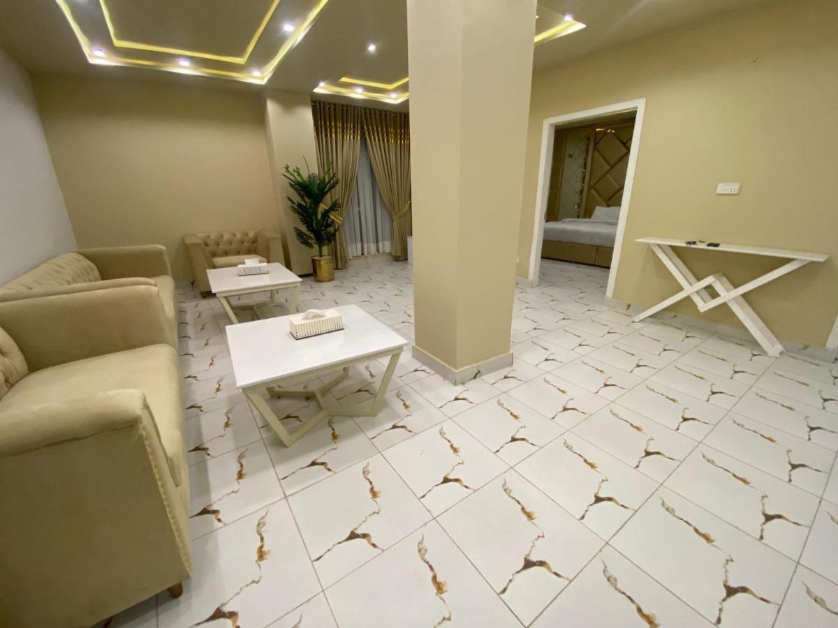 Luxe Suites Bahria Town Лахор Екстер'єр фото