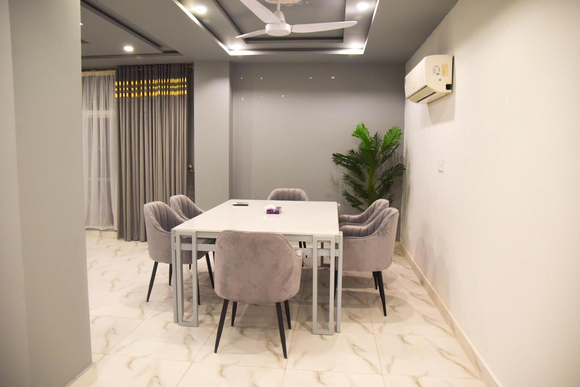 Luxe Suites Bahria Town Лахор Екстер'єр фото